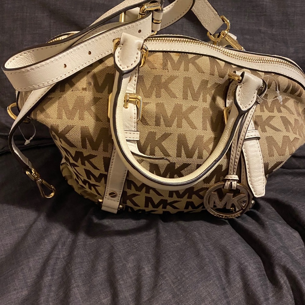 Handbag